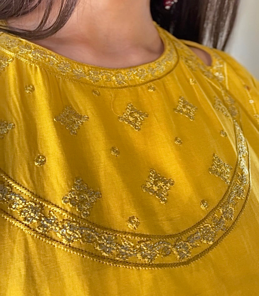 Noor-e-Zard – Eid Festive Embroidered Cotton 3-Piece Suit