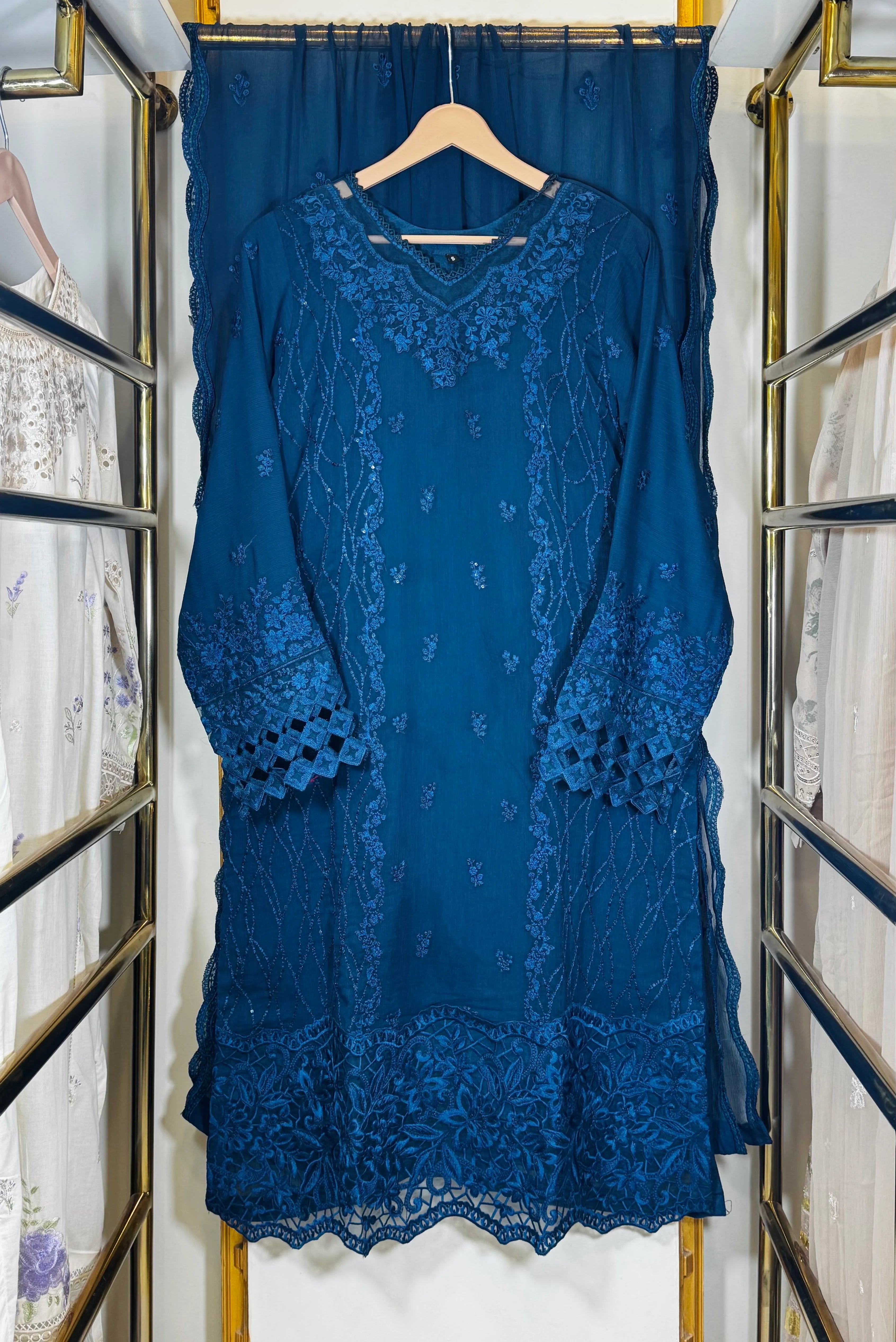 Luxury Chiffon Embroidered 3-Piece Suit